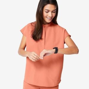 Figs Scrub Top